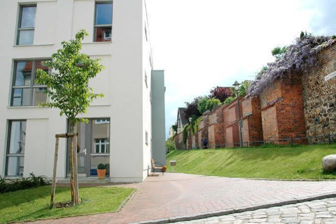 Ferienwohnung An Der Historischen Stadtmauer Rostock Exteriér fotografie